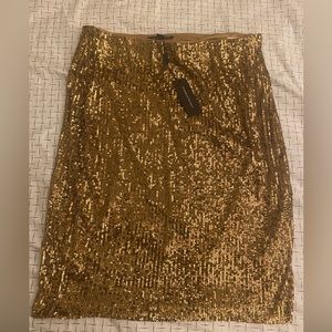 Never wore gold skirt!!